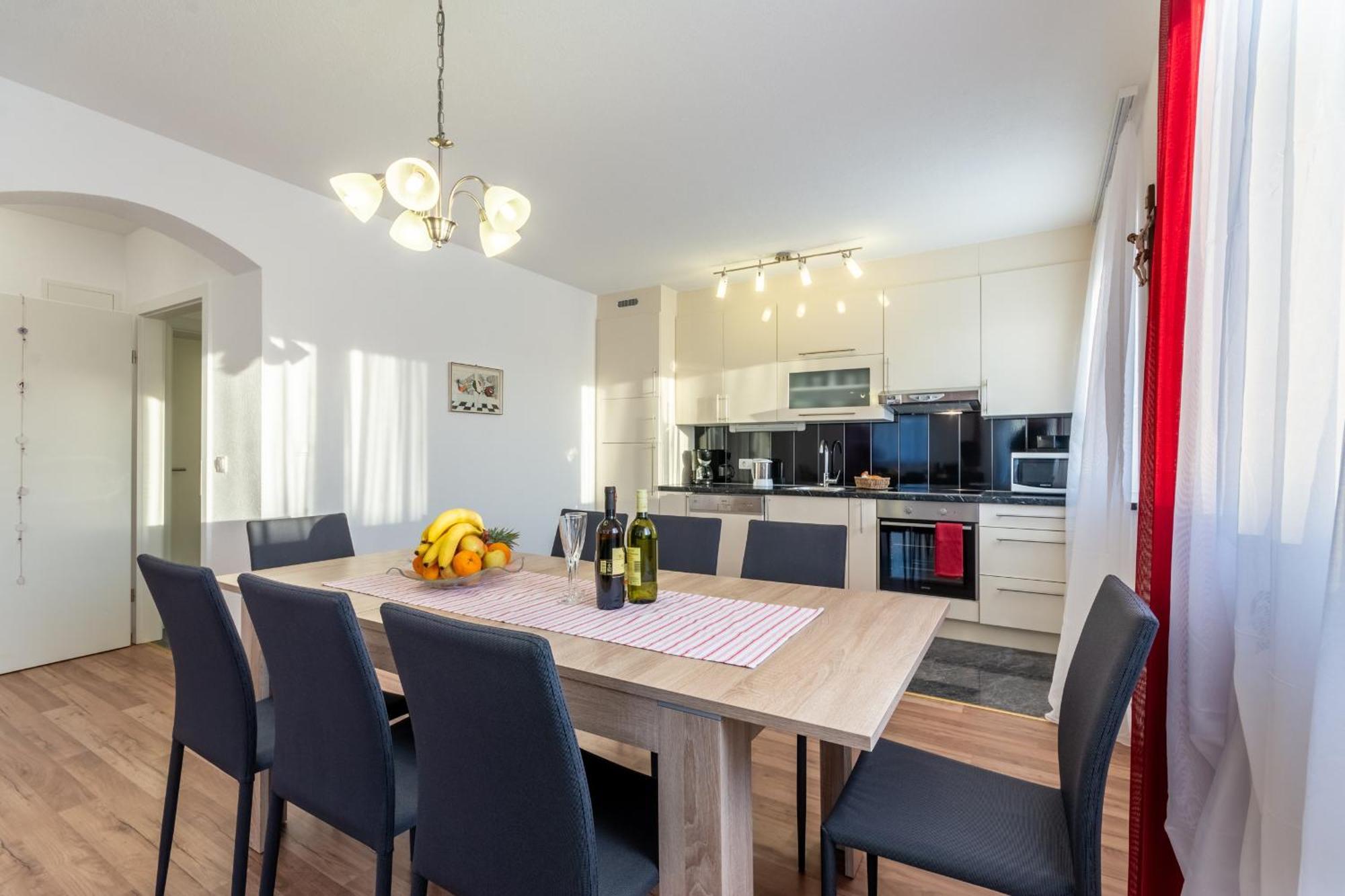 Family Friendly Apartments With A Swimming Pool Stanici, Omis - 18676 Habitación foto